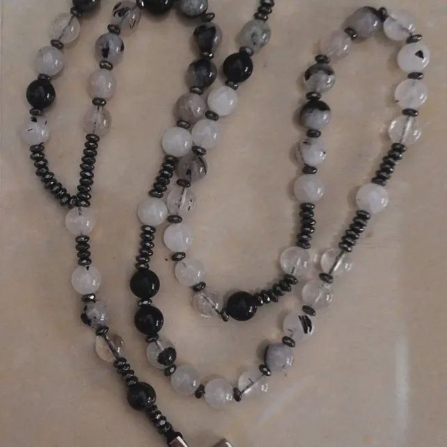 Rosary Quartz Tourmalated 8 mm &amp; Hematite Faceted