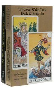 Universal Waite Tarot - Deck &amp; Book Set