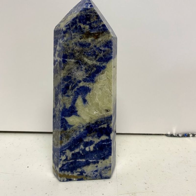 Sodalite Tower 6 Sided - Select
