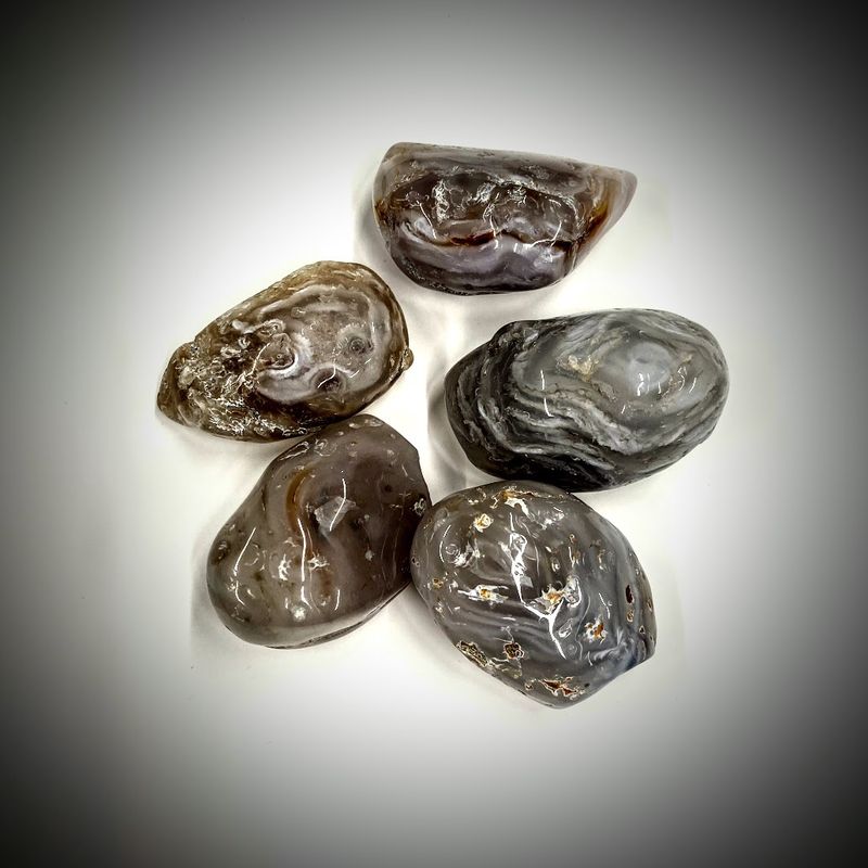 Agate Enhydro - Select Weight