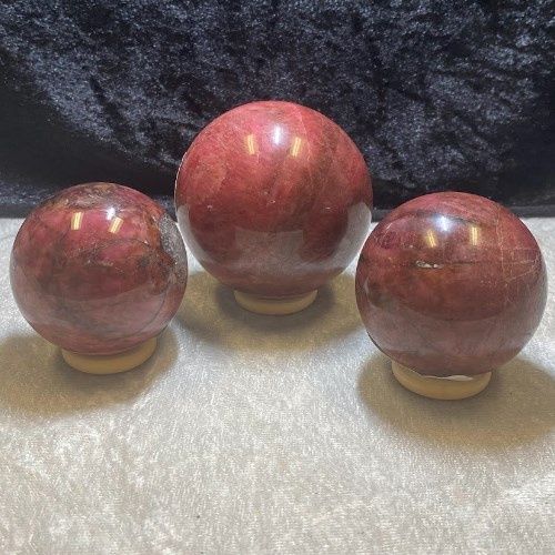 Rhodonite Sphere w/ Chatoyant Flash High Quality - Select