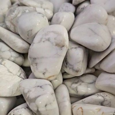 Howlite Tumbled Stone .75"-1.25"