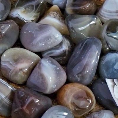 Agate Gray Botswana Tumbled Stone .75"-1.25"