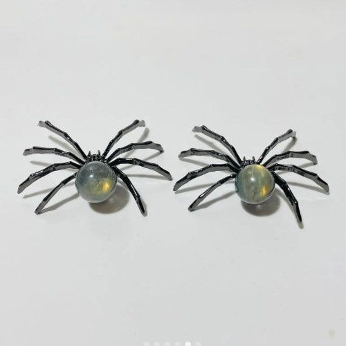 Spider Black w/ Gemstone Sphere - Select, Type: Labradorite
