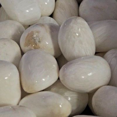 Zeolite Stilbite Tumbled Stone 1"