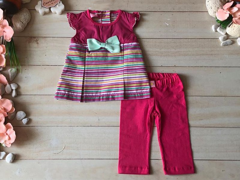 CONJUNTO 2 PZAS NIÑA RAYAS MOÑO EN PETO ROSA