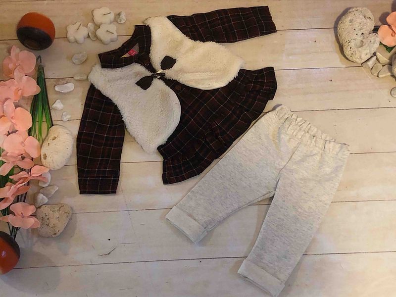 CONJUNTO 3PZ CHALECO DE BORREGA BLUSON LARGO BEIGE Y PANTALON