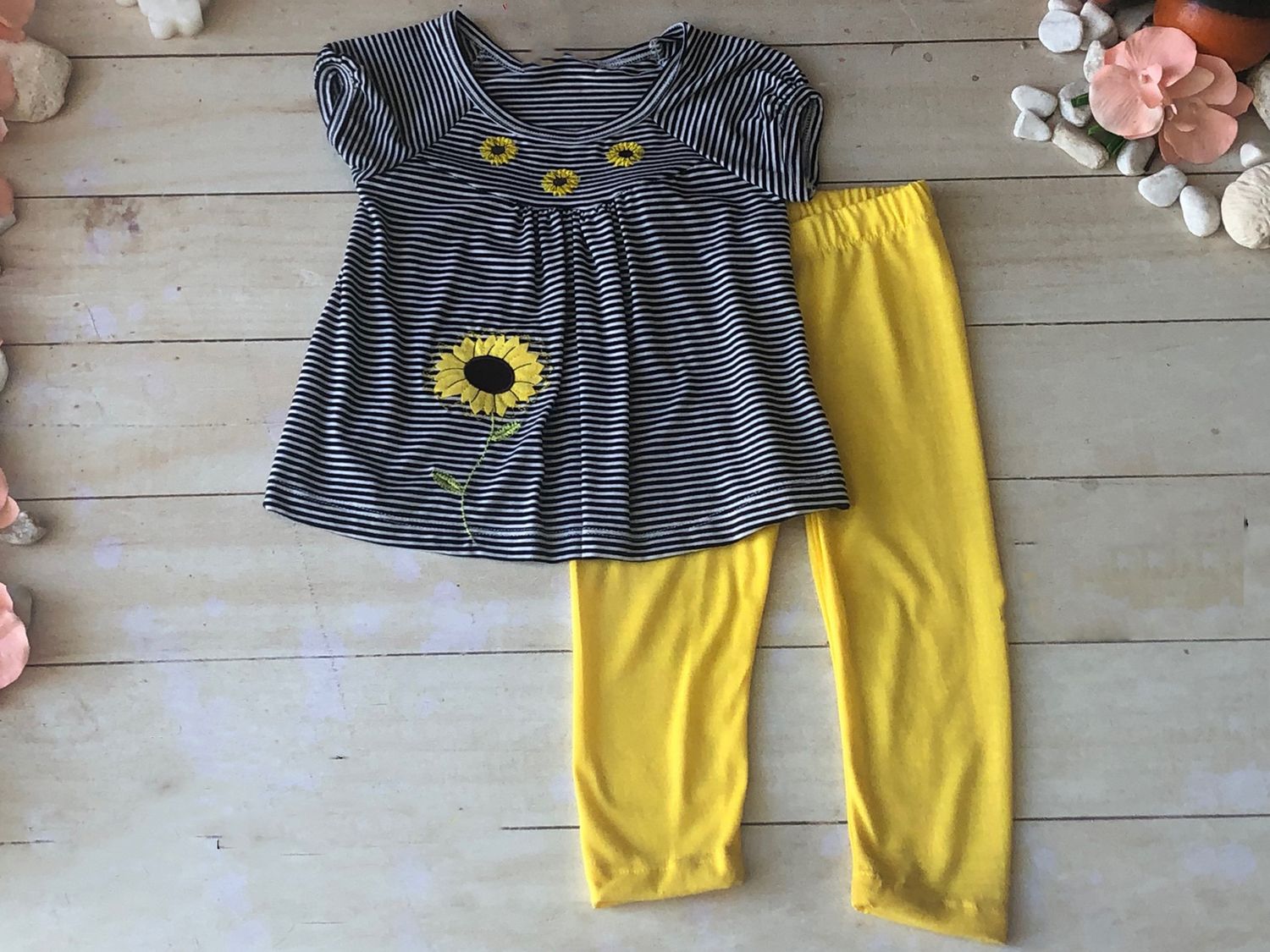CONJUNTO 2PZ NIÑA BLUSA GIRASOLES AMARILLO