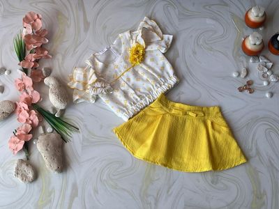 CONJUNTO 2 PZAS BLUSA Y FALDA AMARILLO