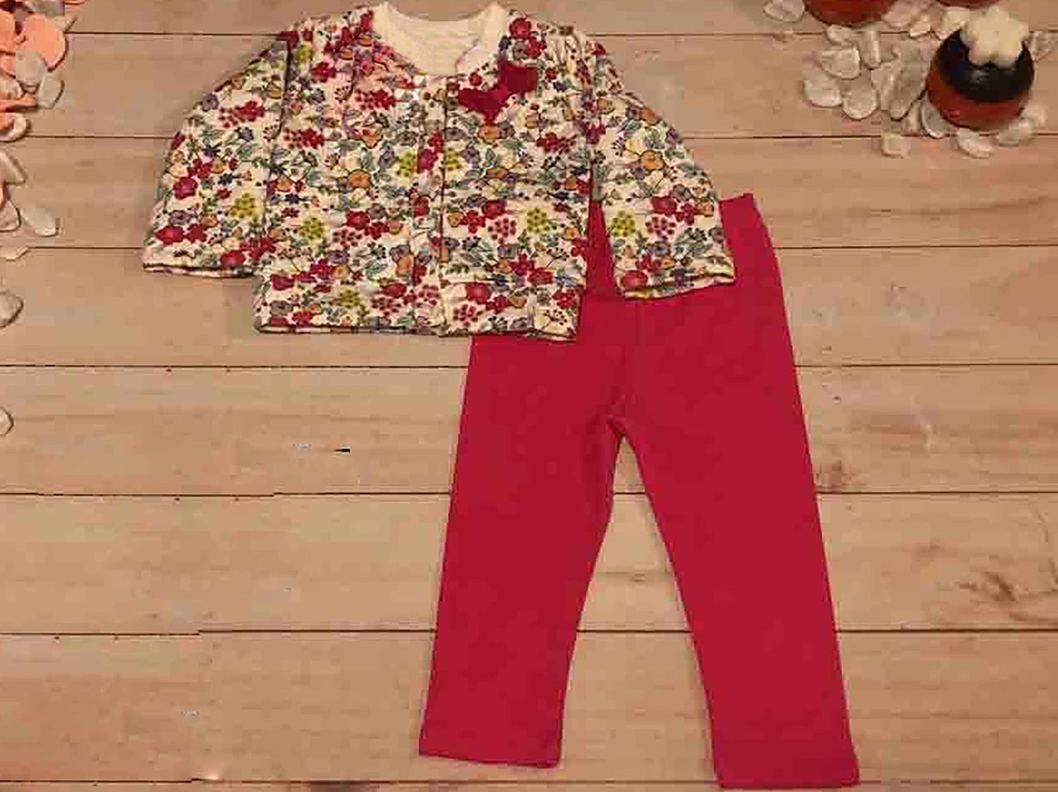 CONJUNTO 2 PZAS SUDADERA FLORECITAS FUSHIA