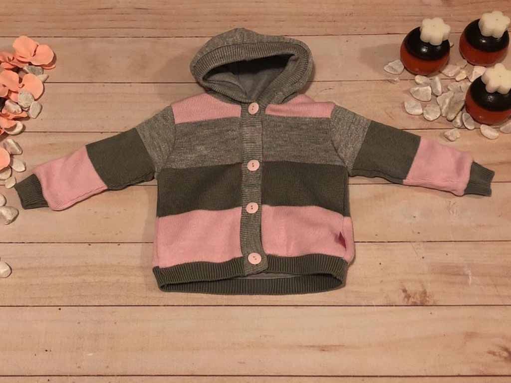 SWETER NIÑA FRANJAS ROSAS Y GRISES