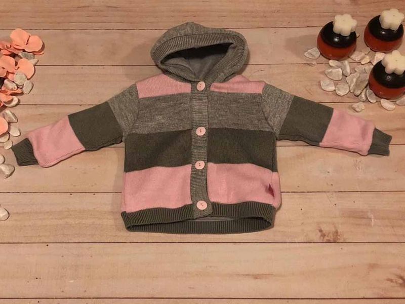 SWETER NIÑA FRANJAS ROSAS Y GRISES