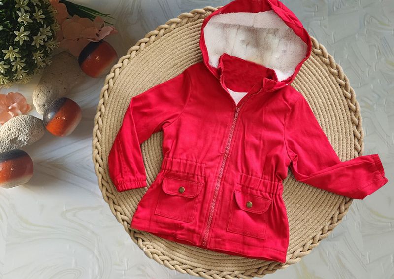 GABARDINA ABORREGADA COLO ROJO