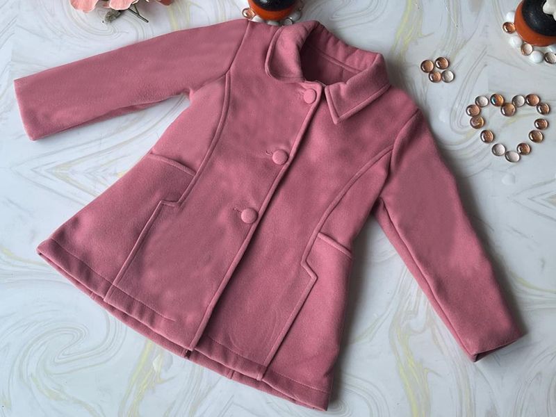 ABRIGO DE POLIPAÑO EN COLOR ROSA