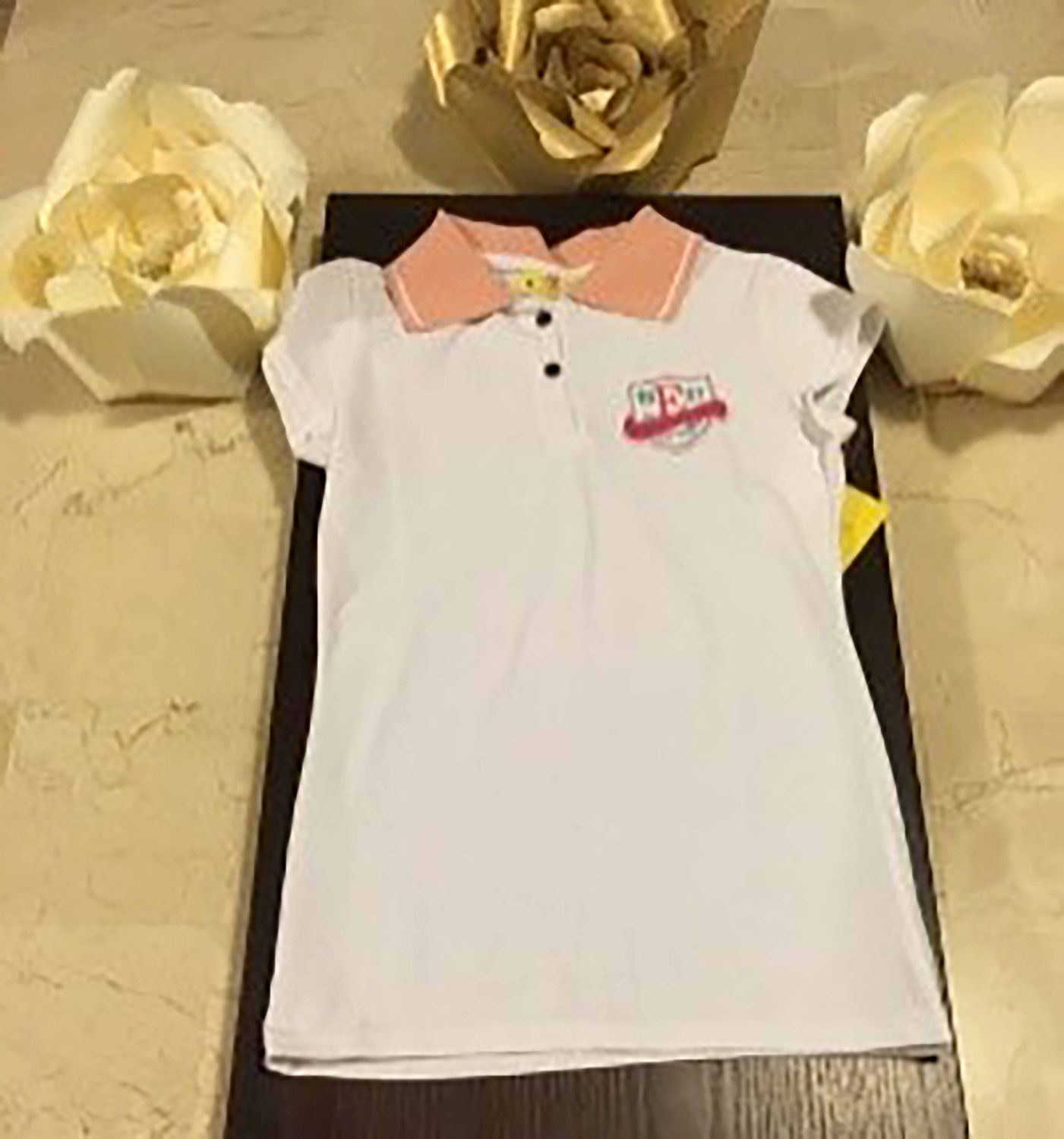 BLUSA  TIPO POLO BLANCA C/ROSA