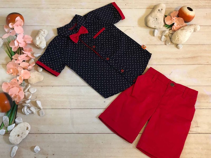 CONJUNTO 2PZ NIÑO CAMISA C/MOÑO ROJO