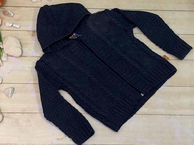 SWETER NIÑO SENCILLO C/CAPUCHA AZUL