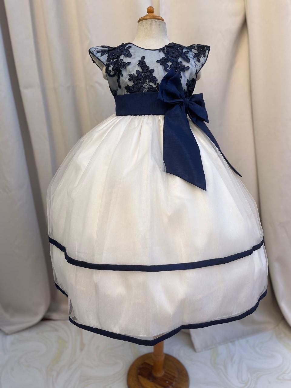 VESTIDO CEREMONIA COLOR AZUL MARINO / BLANCO