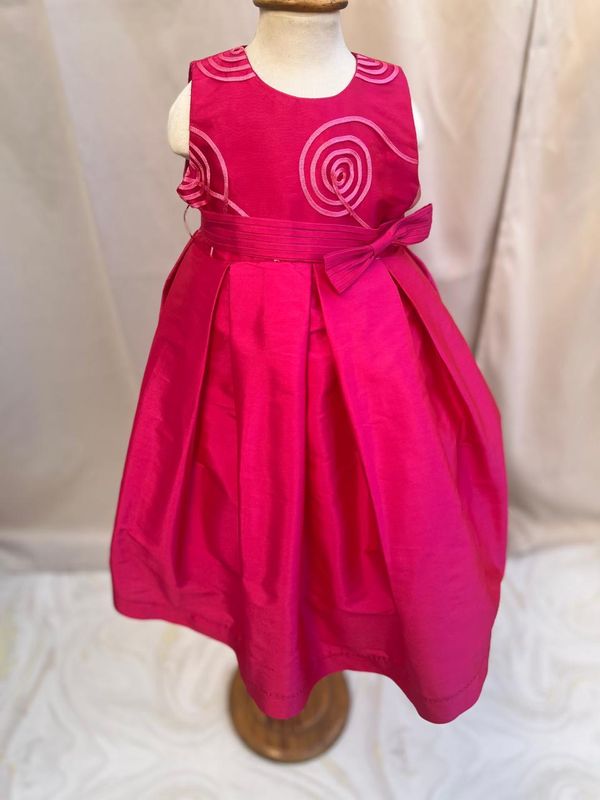 VESTIDO CEREMONIA COLOR FUSHIA
