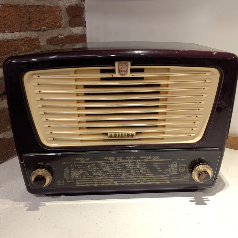Vintage Bluetooth Speaker - Philips BF356A (1955)