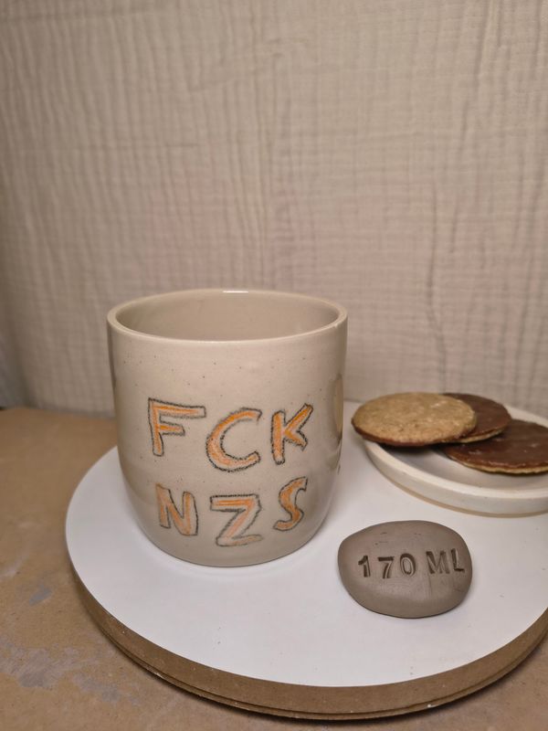 Statement Becher "FCK NZS" 170 ml