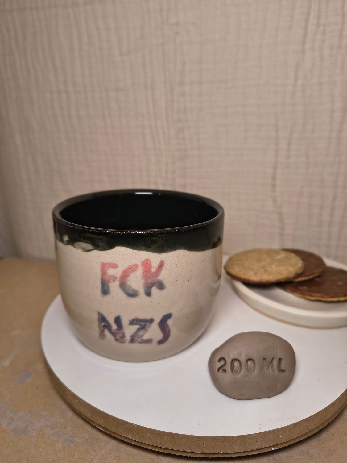 Statement Becher "FCK NZS" 200 ml