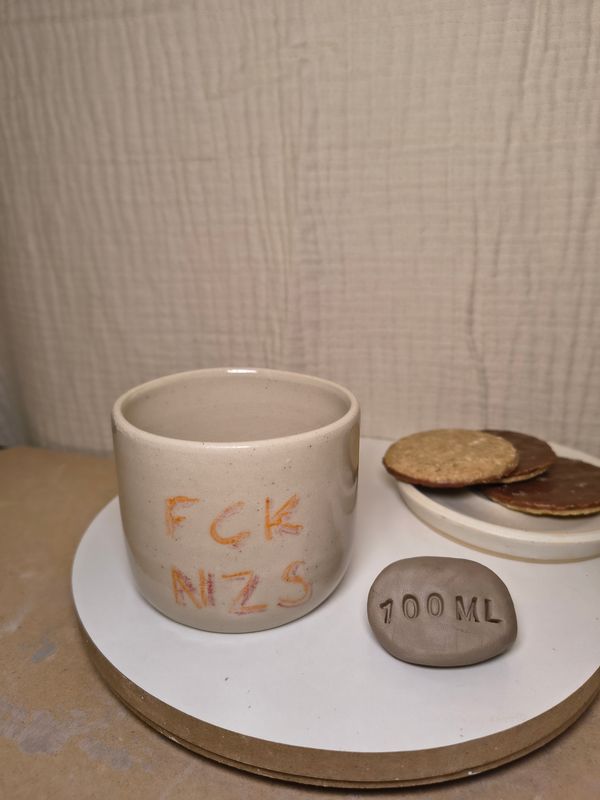 Statement Becher "FCK NZS" 100 ml