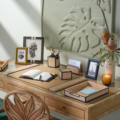 Hanford Accessory Set