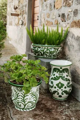 Verde Garden Round PlanterComplete Collection