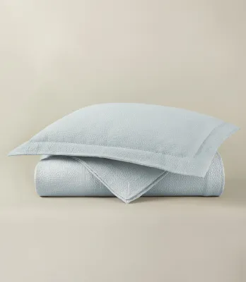 Montauk Matelassé Coverlet - Blue