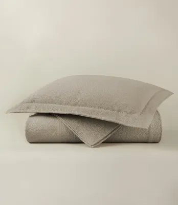 Montauk Matelassé Coverlet - Platinum