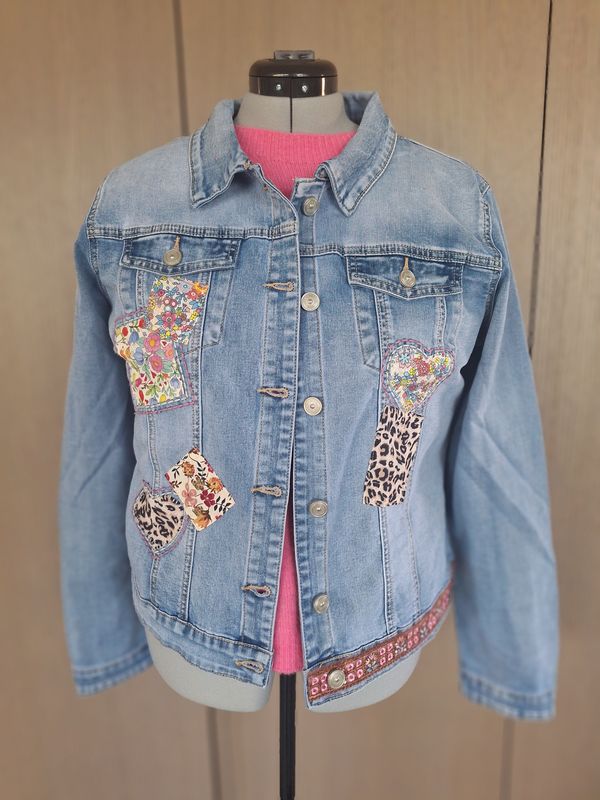 Denim Jasje Cleo - vrolijke patchwork details