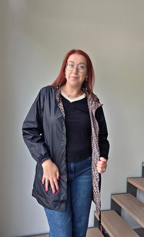 Regenjas Mae - reversible effen of met print