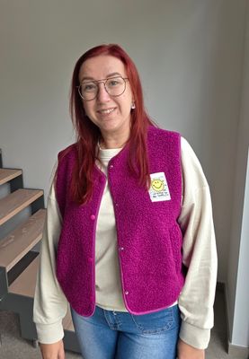 Gilet Liz - bouclé met smiley label