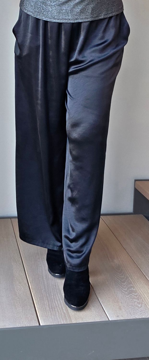 Broek Sia - comfy in satijn look