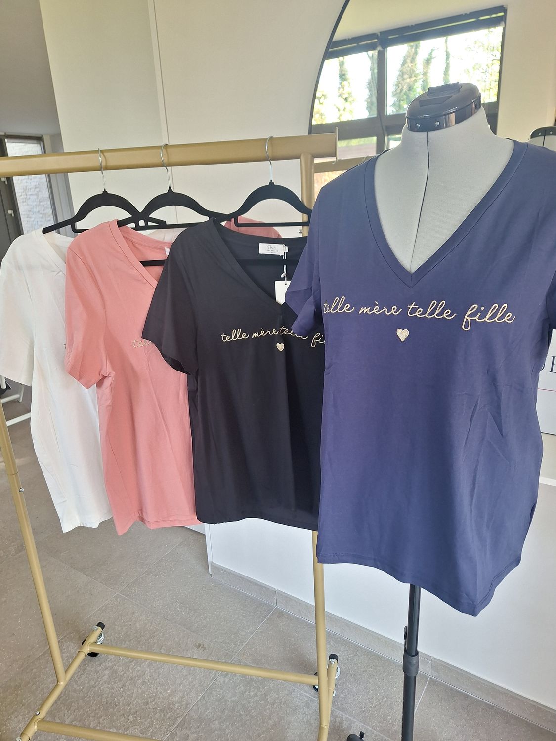 Shirt Cloë - kwaliteitsvolle katoen voor moeder en dochter Shirt Cloë - kwaliteitsvolle katoen voor moeder en dochter