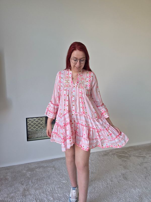 Jurk Juna - kort in boho met parels