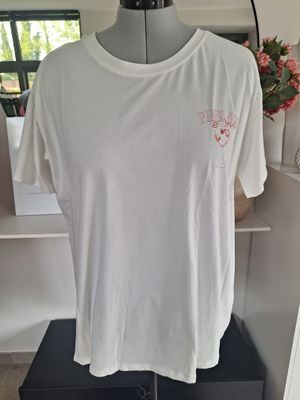 Shirt Ginnie - basic met pink gin opdruk