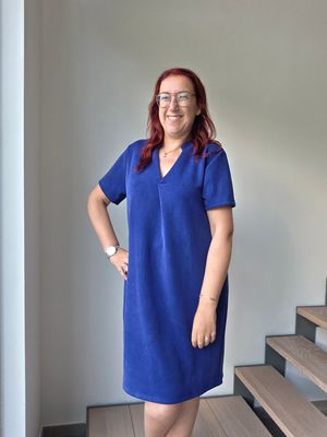 Jurk Maureen - Mooij kort in velvet look met V-hals