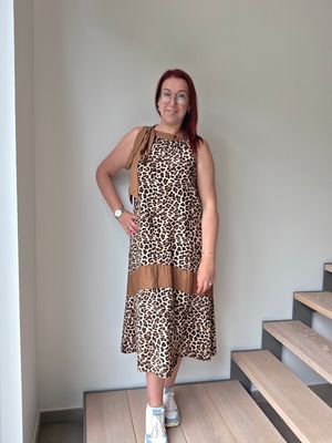 Jurk Sasha - halter met panter print Jurk Sasha - halter met panter print