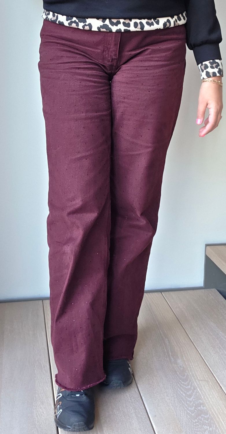 Tall Broek Quinn - Queen Hearts wide leg in glitter bordeaux Tall Broek Quinn - Queen Hearts wide leg in glitter bordeaux