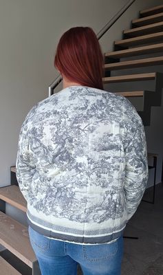 Jasje Fenne - gewatteerd met trendy print
