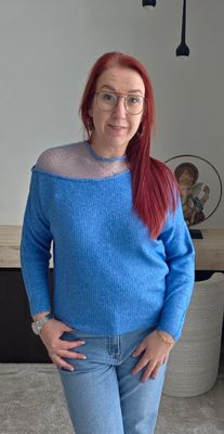Trui Lieve - geribbeld stofje met off shoulder effect