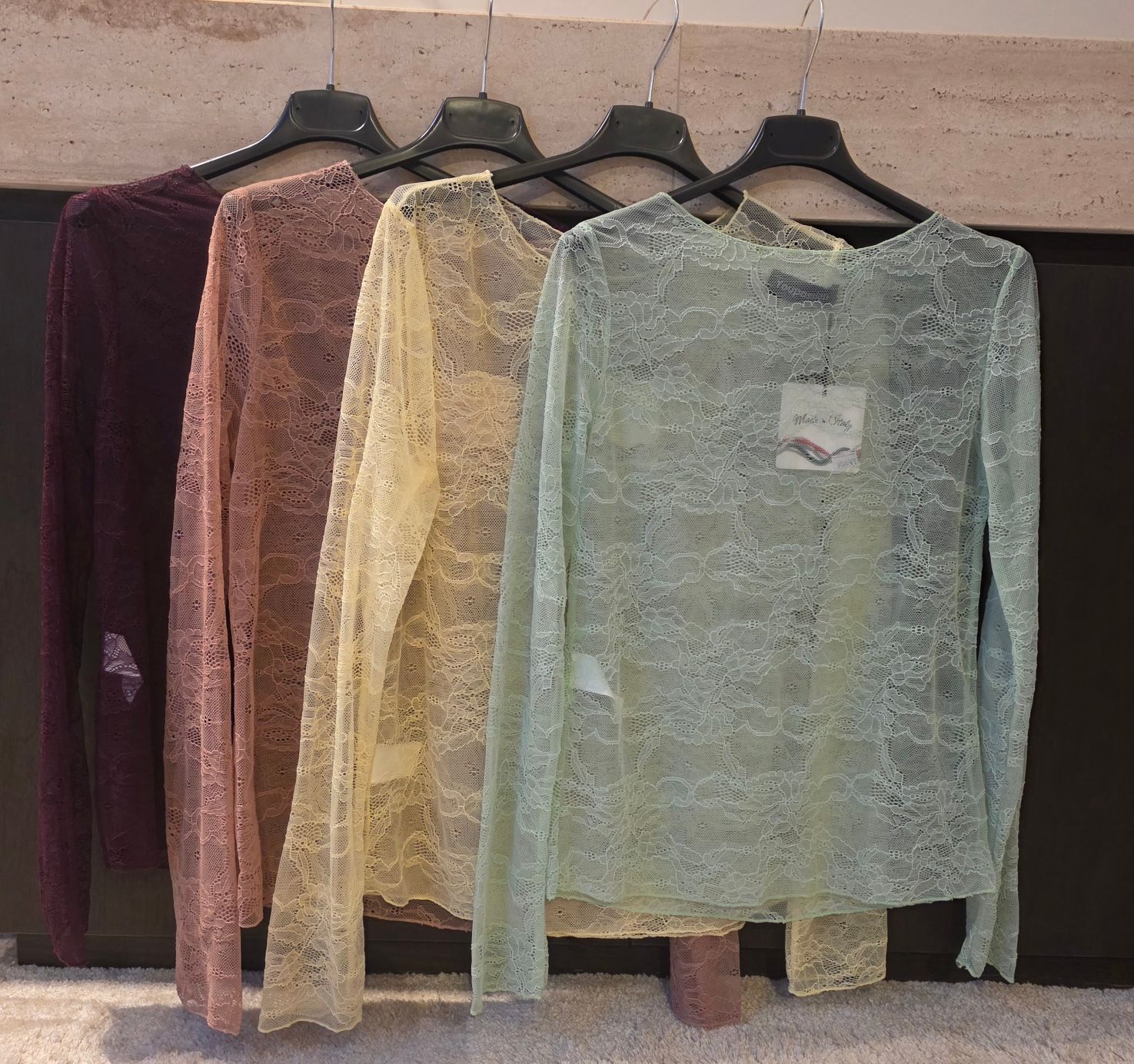 Top Lily - extra dun kantje met rechte mouw