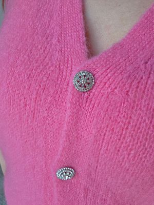 Vest Mimi - V-hals met glitter knopen