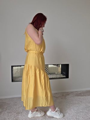 Rok Inez - oker satin look