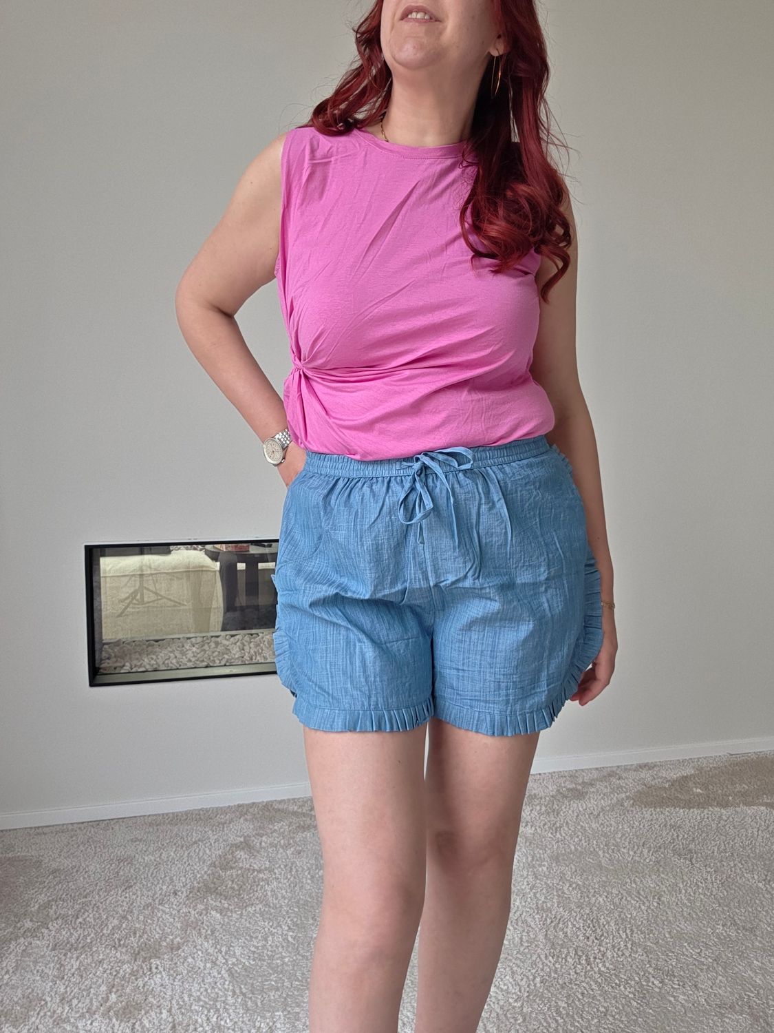 Short Lara - jeans met ruffle Short Lara - jeans met ruffle