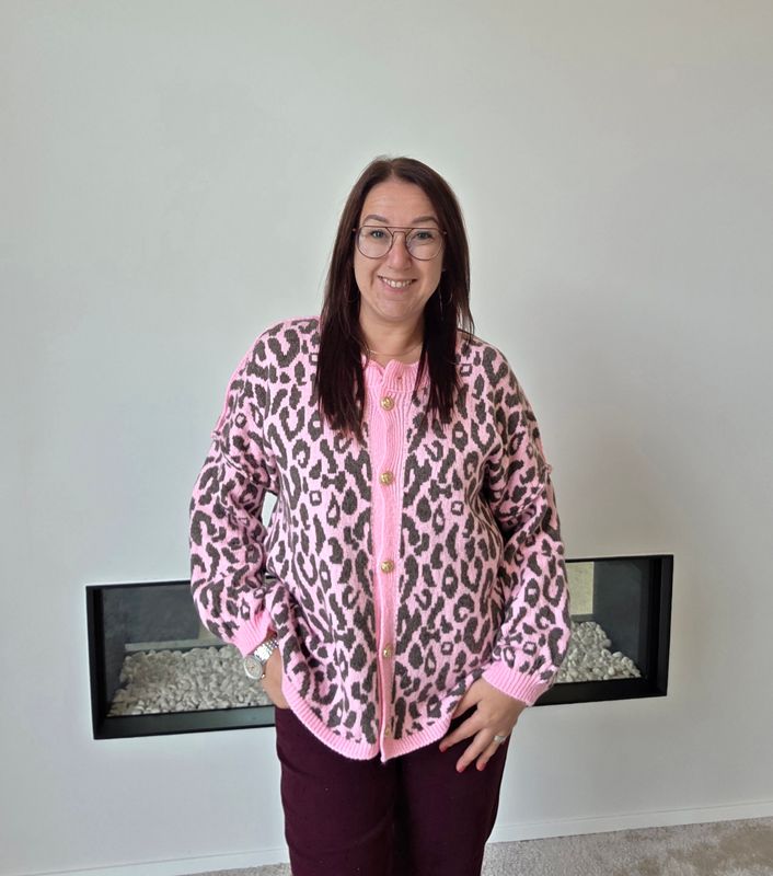 Vest Emmie - comfy knit met panter print