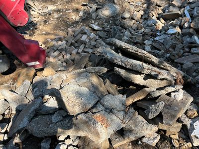 Abrollcontainer für Betonaufbruch ab 60 cm Kantenlänge