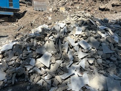 Abrollcontainer für Bauschutt